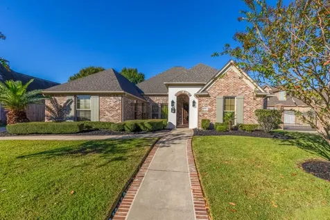 2565 Amberwood Drive Beaumont TX 77713