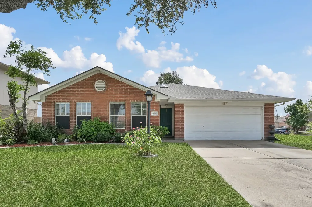 5030 W Harrow Drive Houston TX 77084