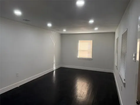 2281 Des Jardines Street Houston TX 77023