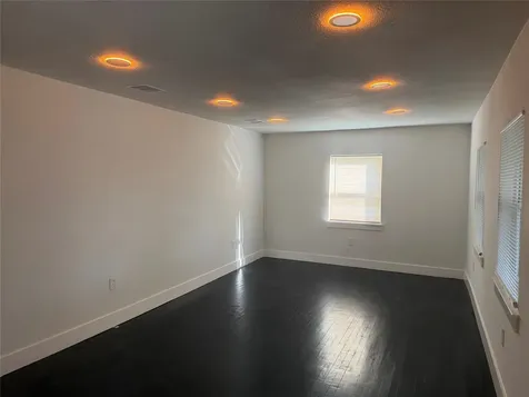 2281 Des Jardines Street Houston TX 77023