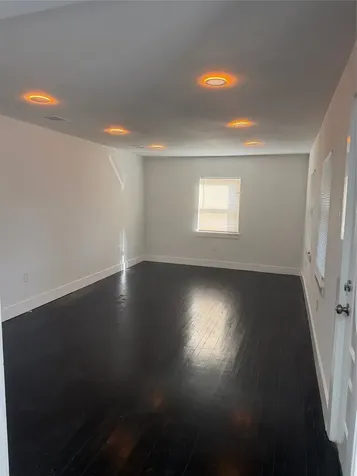 2281 Des Jardines Street Houston TX 77023