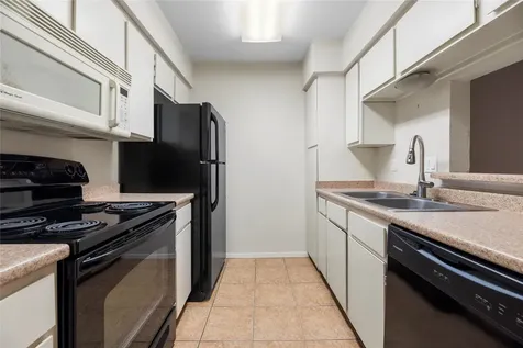 4637 Wild Indigo Street 421 Houston TX 77027
