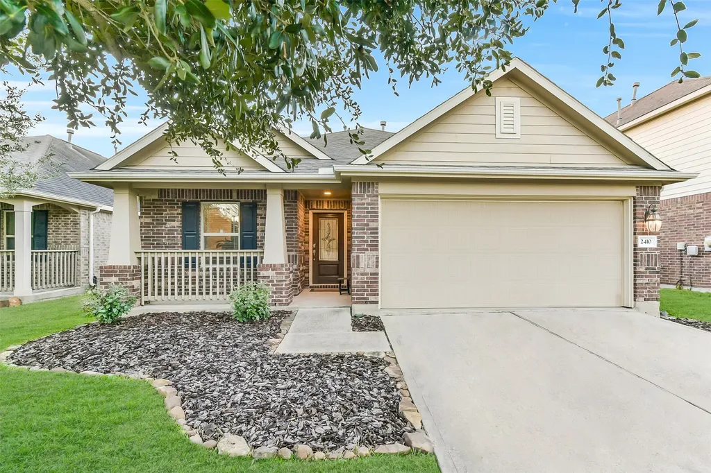 2410 Brown Maple Drive Fresno TX 77545
