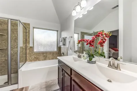 2410 Brown Maple Drive Fresno TX 77545