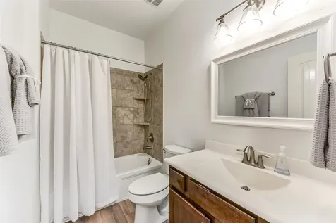 2410 Brown Maple Drive Fresno TX 77545