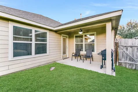 2410 Brown Maple Drive Fresno TX 77545