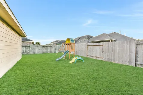 2410 Brown Maple Drive Fresno TX 77545