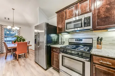 2410 Brown Maple Drive Fresno TX 77545