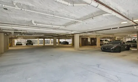 4819 Caroline Street 206 Houston TX 77004