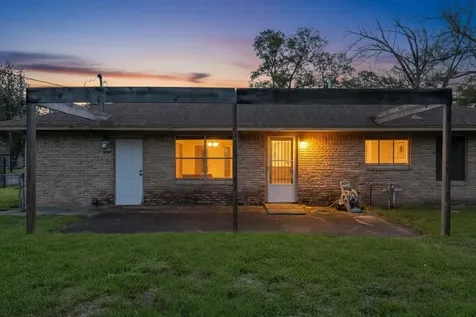 10229 Royal Oaks Drive Houston TX 77016