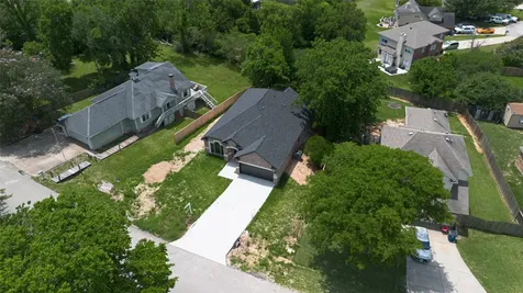 12431 Green Ridge Drive Willis TX 77318