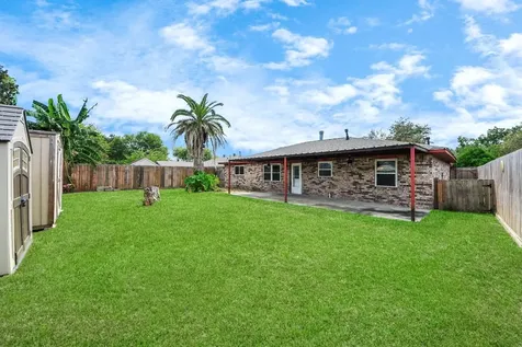 1110 E Brown Lane Deer Park TX 77536