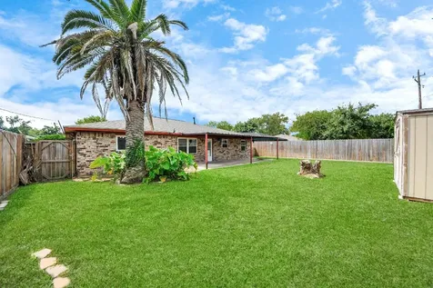1110 E Brown Lane Deer Park TX 77536
