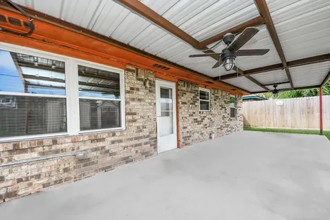 1110 E Brown Lane Deer Park TX 77536