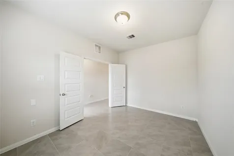 2703 Fairfield Landing Lane Pearland TX 77089