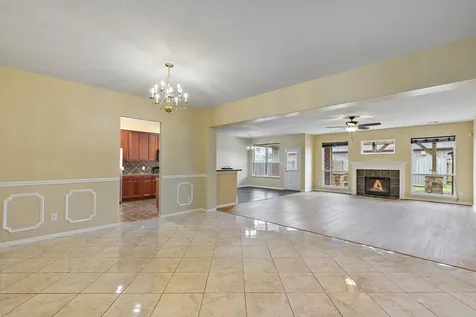 6410 Hardwood Dale Way Drive Humble TX 77338