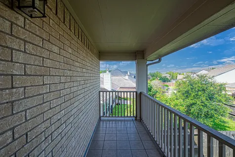 7527 Trail Hollow Missouri City TX 77459