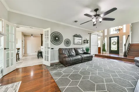 1806 Middlecreek Street Friendswood TX 77546