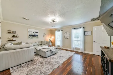 1806 Middlecreek Street Friendswood TX 77546