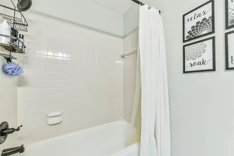 1806 Middlecreek Street Friendswood TX 77546
