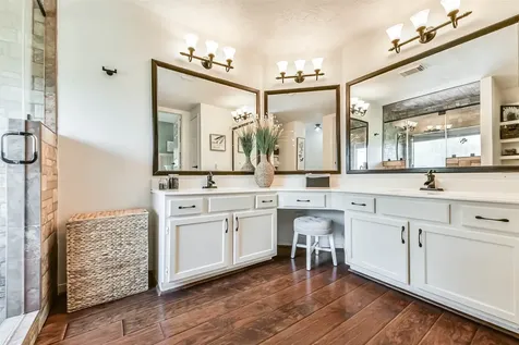 1806 Middlecreek Street Friendswood TX 77546