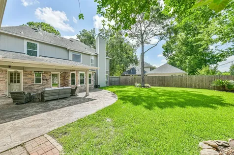 1806 Middlecreek Street Friendswood TX 77546