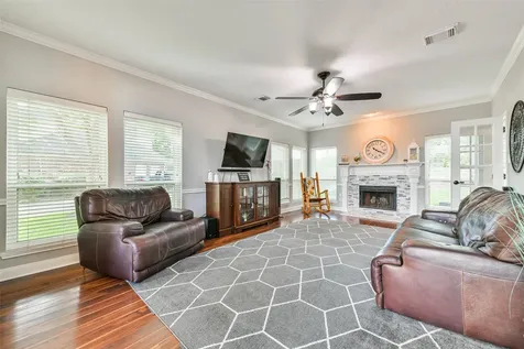 1806 Middlecreek Street Friendswood TX 77546