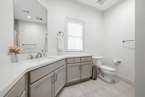 2409 Ralph Street D Houston TX 77006