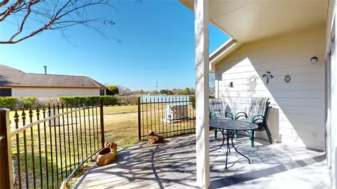 3011 Flower Field Lane Pearland TX 77584