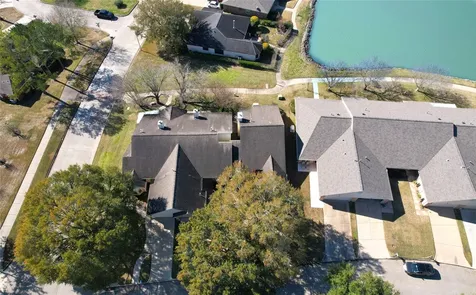 3011 Flower Field Lane Pearland TX 77584