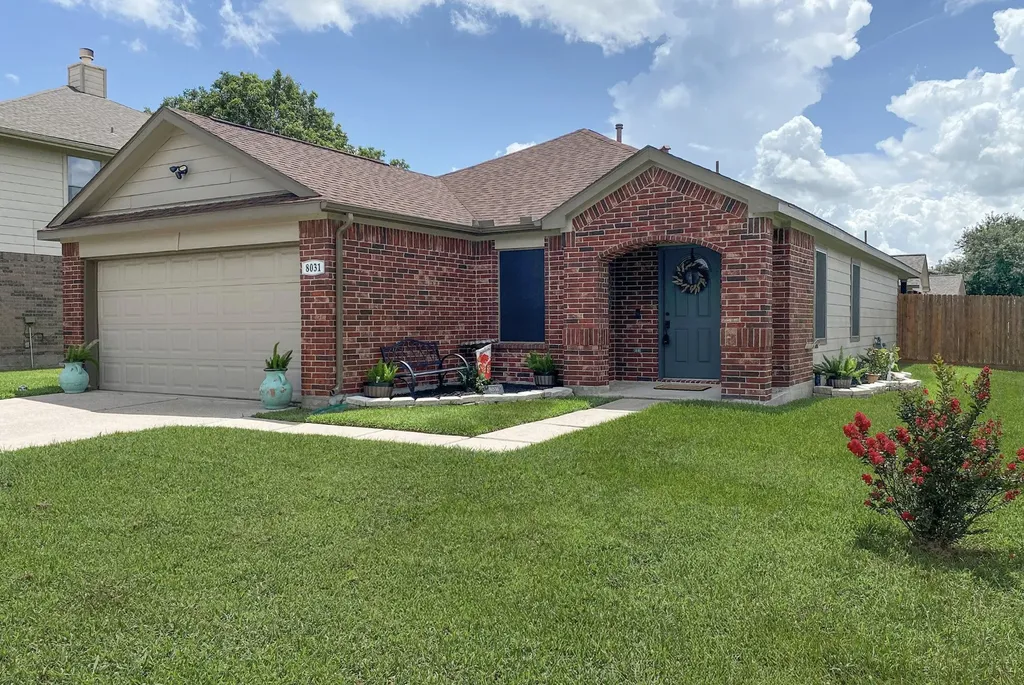 8031 Berkely Court Baytown TX 77521