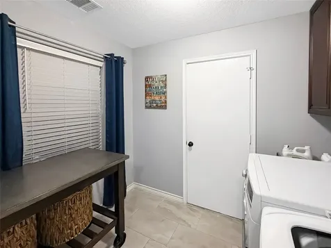 8031 Berkely Court Baytown TX 77521