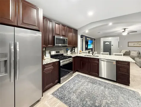 8031 Berkely Court Baytown TX 77521