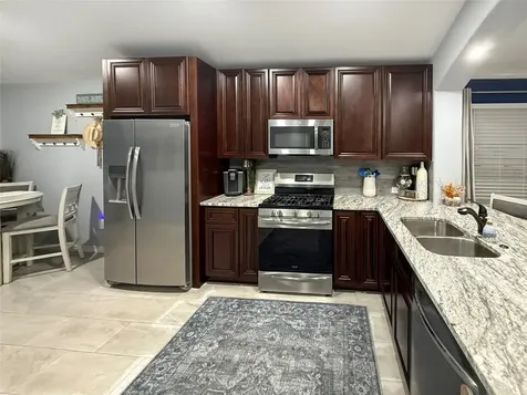 8031 Berkely Court Baytown TX 77521