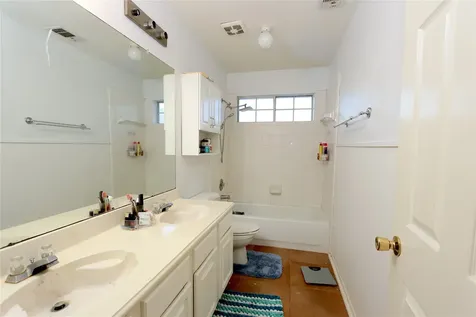 1505 Ash Run Court Pearland TX 77581