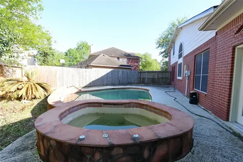 1505 Ash Run Court Pearland TX 77581