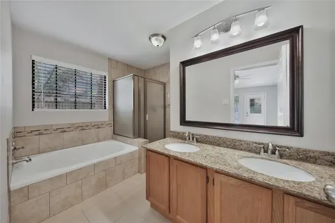198 N Village Knoll Circle The Woodlands TX 77381