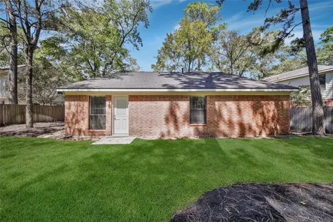198 N Village Knoll Circle The Woodlands TX 77381