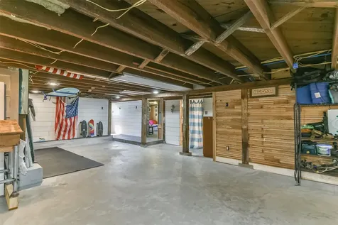 3002 Avenue Q 1/2 Galveston TX 77550