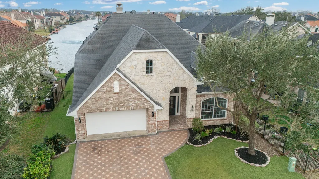 5322 Mornington Drive Sugar Land TX 77498