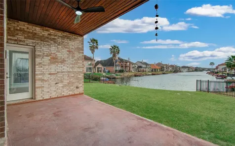5322 Mornington Drive Sugar Land TX 77498