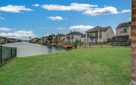 5322 Mornington Drive Sugar Land TX 77498