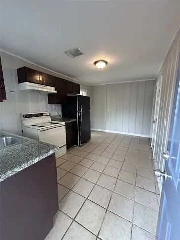 301 W Austin Avenue Pasadena TX 77502
