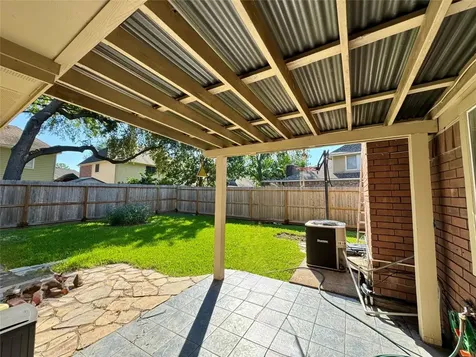 5722 Fort Sumter Lane Houston TX 77084