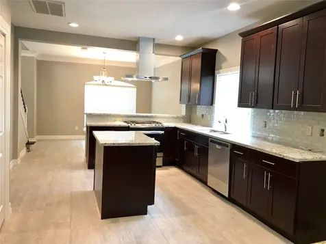 5722 Fort Sumter Lane Houston TX 77084