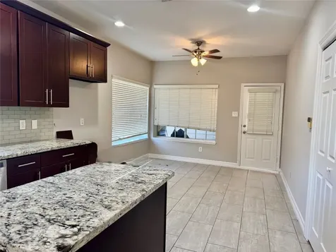 5722 Fort Sumter Lane Houston TX 77084