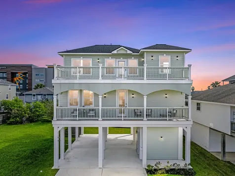 1102 64th Street Galveston TX 77551