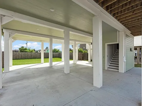 1102 64th Street Galveston TX 77551