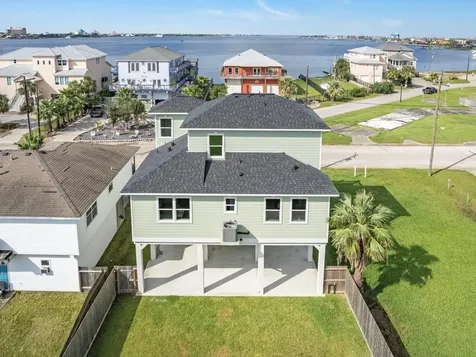 1102 64th Street Galveston TX 77551