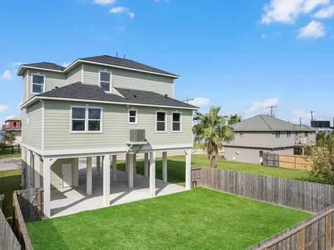 1102 64th Street Galveston TX 77551